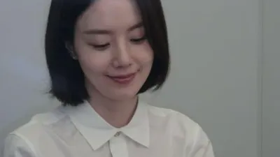 ドラマ『頬ハート』で、ムン・チェウォン、結婚後初の近況…ボブヘアで伝える日常