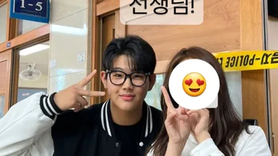 이종혁 아들 이준수 근황, 선생님 옆에서 '매너 다리'