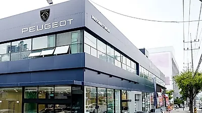 푸조, 수원 전시장 확장 이전 오픈... 국내 최초 신규 로고·BI 적용