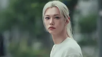필릭스, 쉼 없이 달려온 삶의 고백…'Slow It Down'에 담은