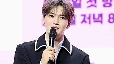Kim Jaejoong asiste a la ceremonia del Día de la Adopción: “Puedo salir con la frente en alto”