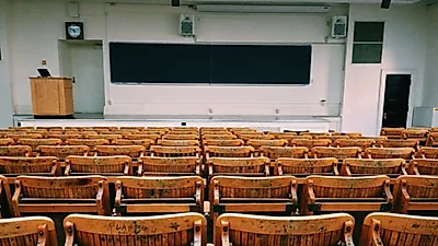 요즘 대학가서 주목받는 자격증 “토익 말고 코딩”