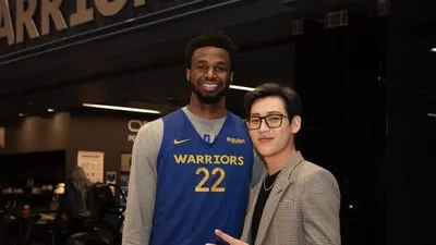 뱀뱀, NBA 경기장서 골든스테이트 선수들과 만남. “하프타임 공연 펼친다”