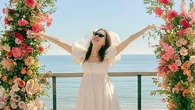 케빈오♥공효진 결혼식 못간 손예진 '눈물 글썽'
