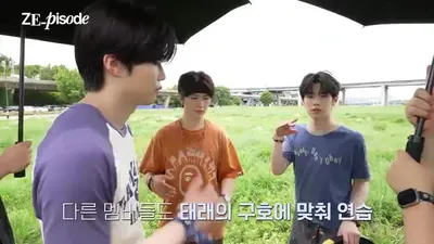 제로베이스원, 'Existence' 뮤직비디오 촬영장 뒷모습 담긴 비하인드