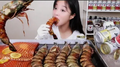 쯔양 먹방 영상에 댓글에서 '시국' 운운, 무슨 일?