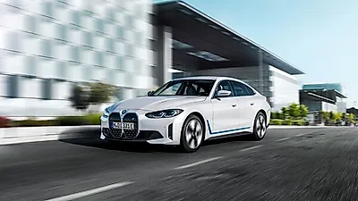 BMW 코리아, 순수전기 모델 iX 및 i4 사전예약 실시