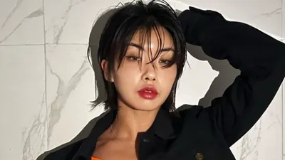 아이키, 중요 부위만 아슬아슬하게 가리며 '찰칵'