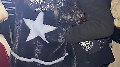 SM 이수만과 팔짱 낀 젊은 여성, 걸그룹 이모?