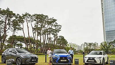 렉서스 최초 전기차,  ‘뉴 제너레이션 NX’, ‘UX 300e’ 출시
