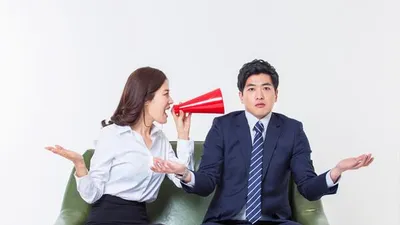 옆 연구실 직원과 바람난 제 남편을 고발합니다