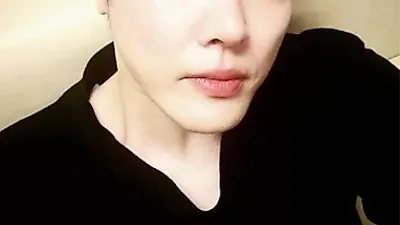 '프로포폴 상습 투약' 휘성, 헬쓱한 얼굴로 "행복할 수 없다면…"