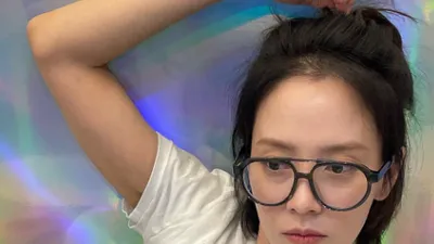 송지효, 머리 무슨 일? '런닝맨' 초창기 같은 근황