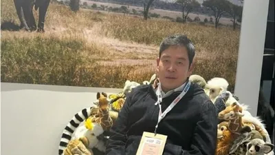 신세계 정용진, 무심하게 앉은 의자 가격이 '헉' 