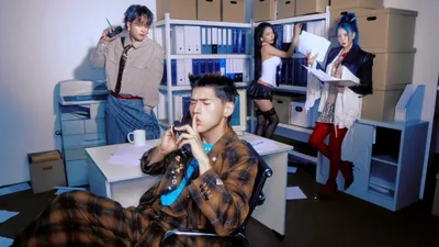 KARD, 정규 1집 콘셉트 포토 공개…오피스룩으로