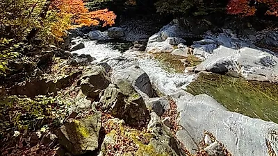 올가을 단풍 나들이, 붉은 단풍이 절정인 '연인산 명품 계곡길' 추천