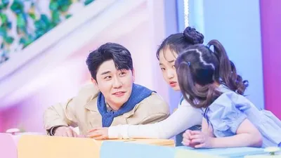 '개나리학당' 영탁, 개나리들과 찰떡 케미 과시. "'전복 먹으러 갈래'로 흥 폭발"