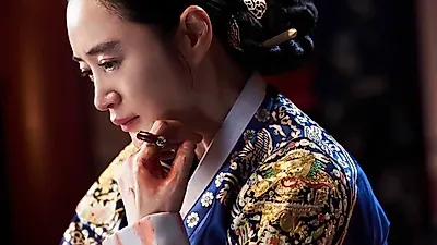김혜수, 이태원 참사 추모하며 전화번호 남겨 