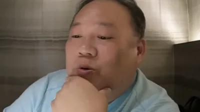 "대접 받는 사람 되려고 노력해라" 맛집 유튜버 발언 논란