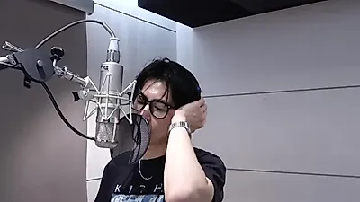 유노윤호, 'Time's Tickin'' 녹음실 속 치열한 고민과 몰입의