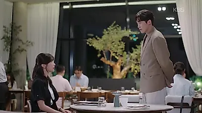 Ahn Hee-yeon visita el restaurante de Ha Seok-jin y lanza un pedido especial sin menú.