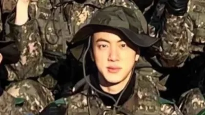 BTS 진 훈련소 동기 후기 화제 "너무 가슴 시리다"