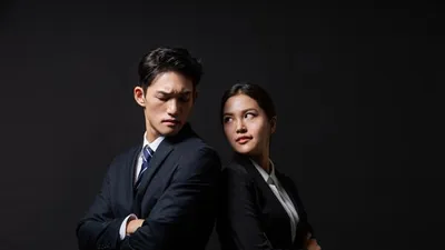 각자 친구에게는 노터치 하자던 남친 결혼 후 돌변하네요