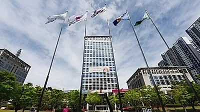 부산신항, '친환경 복합에너지 터미널'로 기능 확대