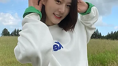 김새론, 음주운전 후 생활고라더니 "홀덤바에서 칩 쌓아둬"