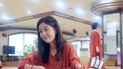 백진희 "끝난 연애는 뒤돌아보지 않아" 솔직한 연애관