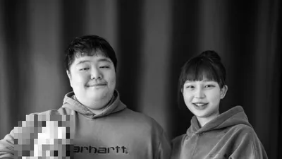 '21세 출산' 산범, 공혁준과 딸 가족사진 공개