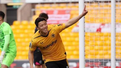 황희찬 EPL 골, 연봉 오를까…자기관리 비법까지 화제