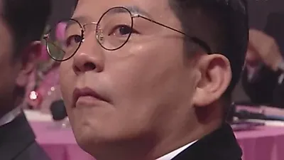 김지민, 다른 남성과 팔짱끼고 나오자 김준호 표정이…