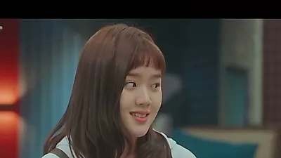 Rosas rojas en un miércoles lluvioso: el consuelo y la actitud ante la vida del peluquero Gwang-soo