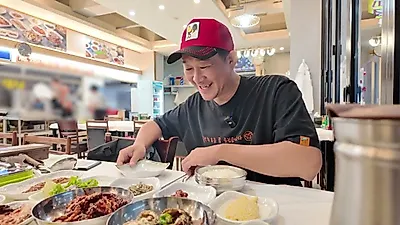丽水“Suni-ne Bapsang”蟹酱白饭，15,000韩元即可享用带鱼炖菜与丰富的配菜组合
