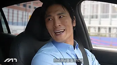 「車を買ったのではなく時間を買った」…テスラ FSDを試乗した芸人の反応