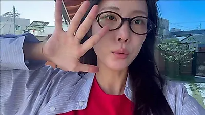 Un viaje al mar de Gangwon Province: alojamiento y paseo por el mercado con perros de compañía