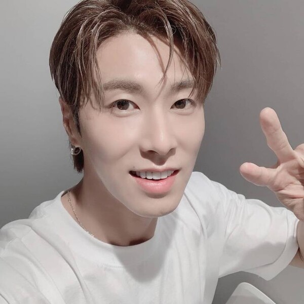 사진 유노윤호 인스타그램
