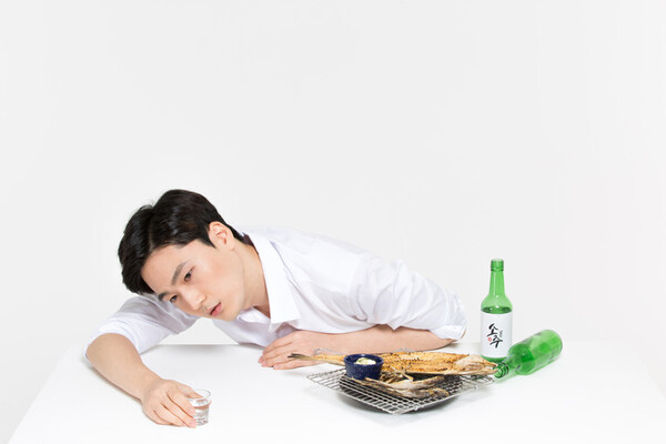매일 저녁 술 없이는 허전한 나 '알코올의존증'일까요?