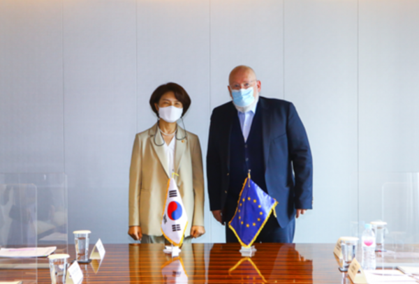 유럽연합(EU) 집행부위원장과 양자회담