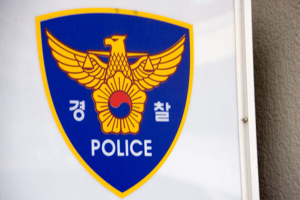 동물병원장 머리 '소주병'으로 내려친 남성…"강아지 살려내"