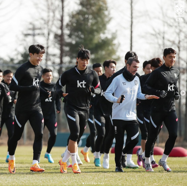 이란에 갚을 것 많은 벤투호, 조 1위 자존심까지 지킬까?
