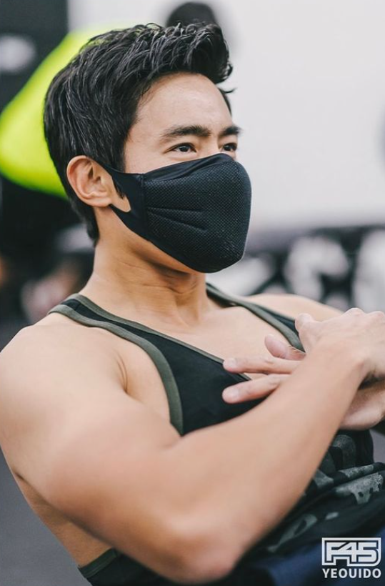 이근 폴란드 호텔 조식은 가짜 뉴스 "사람 목숨이 달렸다"