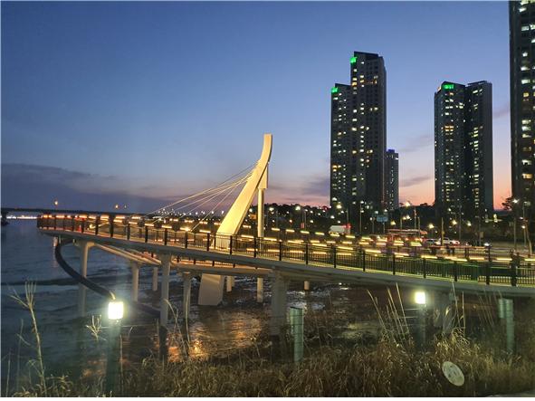 소래 해넘이 전망대 개방 …바다전망대, 해안광장 갖춰