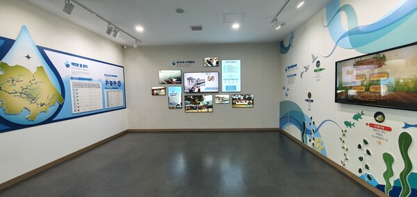 9층 관람시설