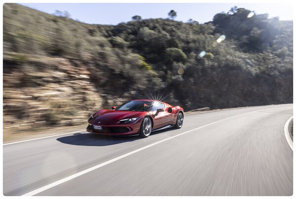 페라리 296 GTB