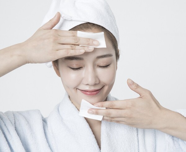 건조한 가을 피부, 트러블과 주름, 각질 등 생기기 쉬워