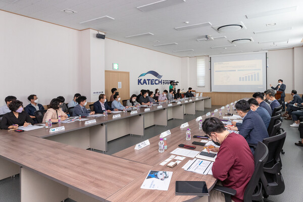 경기도 미래차 산업 육성에 지자체와 산·학·연 힘 모은다