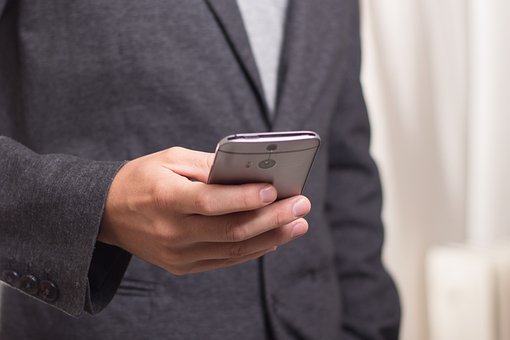 “아직 신혼인데” 남편, 아내 성관계 영상 발견 ‘충격’…“범죄다”