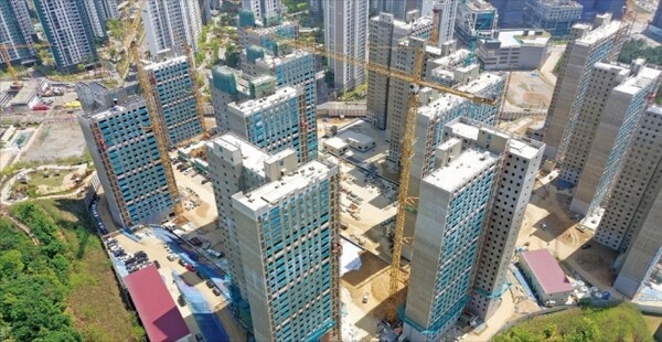 '지하 주차장 붕괴 사고' GS건설 "인천 검단신도시 아파트 전면 재시공"